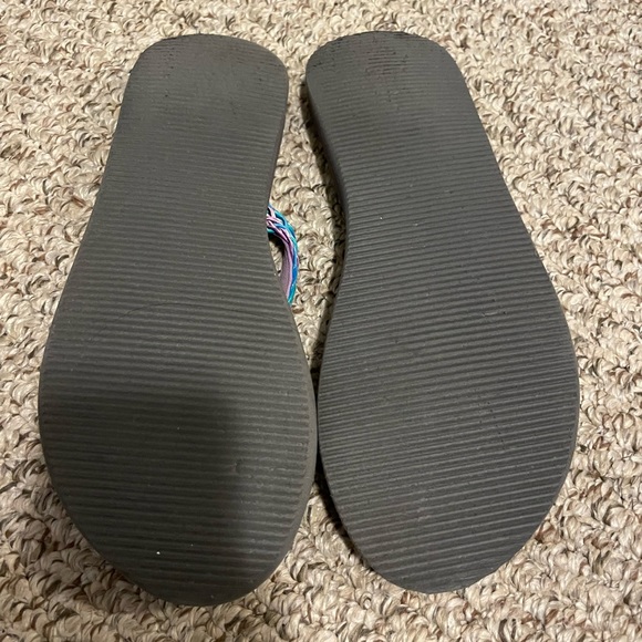 Raya Sun Ladies Flip Flops Size 7 - Like New - Picture 2 of 5